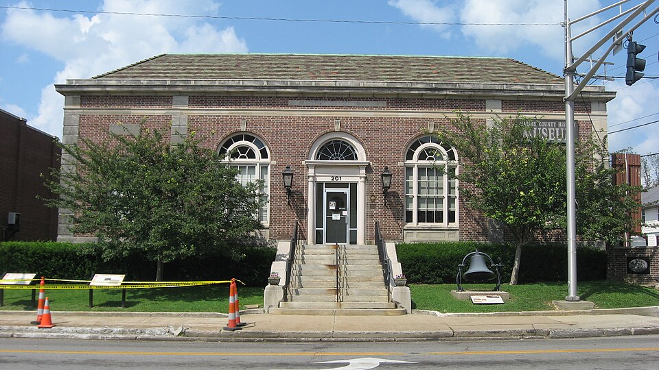 Photograph of US Post Office-Elizabethtown