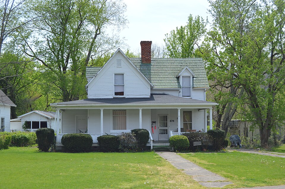 Photograph of Byrd and Leona Webb House