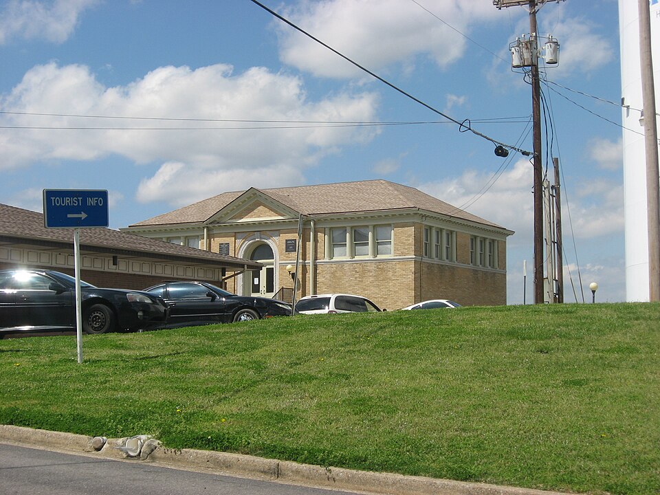 Photograph of Carnegie Library