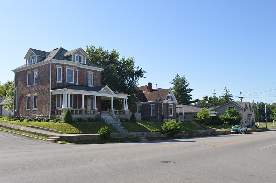 Photograph of South Broadway Neighborhood District