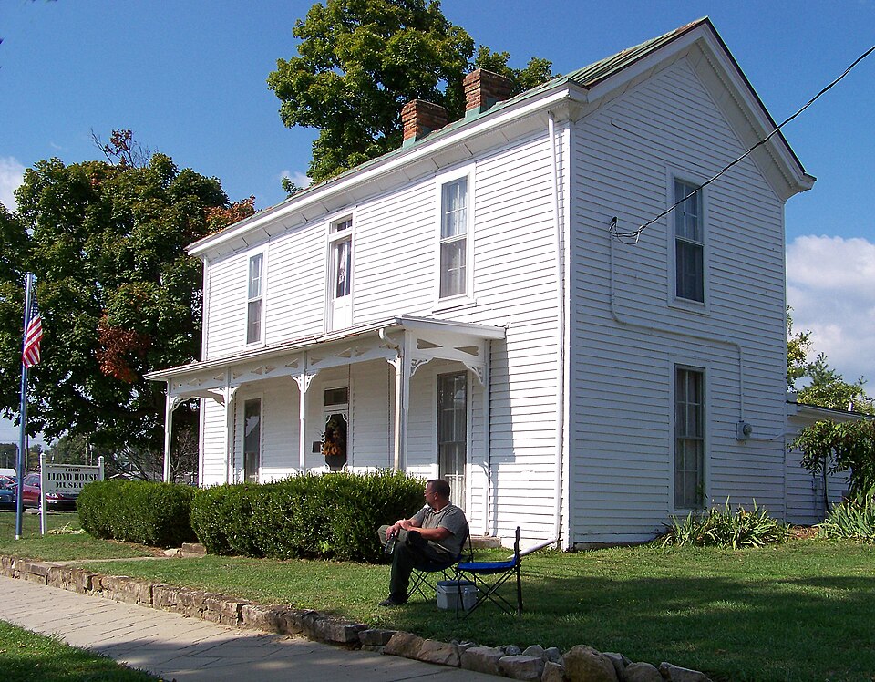 Photograph of James M. Lloyd House
