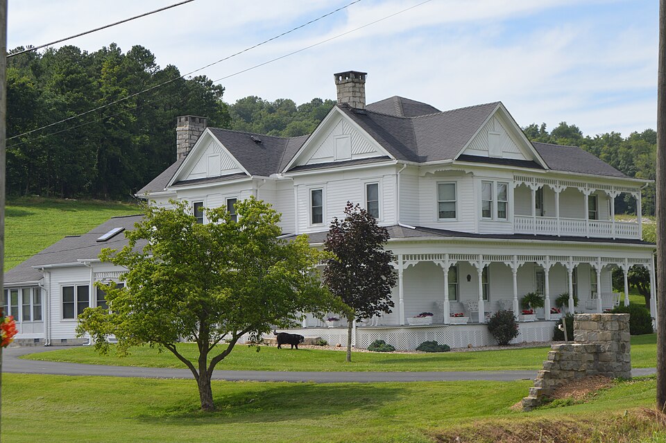 Photograph of Judge Killis Huddleston House