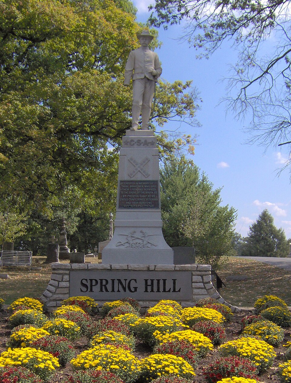 Photograph of Confederate Monument in Harrodsburg