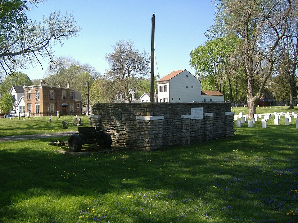Photograph of Veteran's Monument