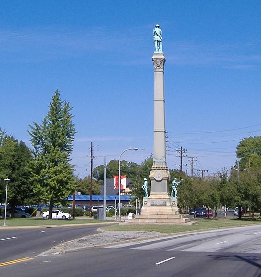 Photograph of Confederate Monument in Louisville