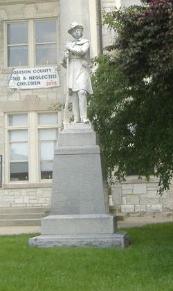 Photograph of Confederate Monument in Lawrenceburg