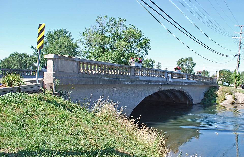 Photograph of Gibraltar Road-Waterway Canal Bridge