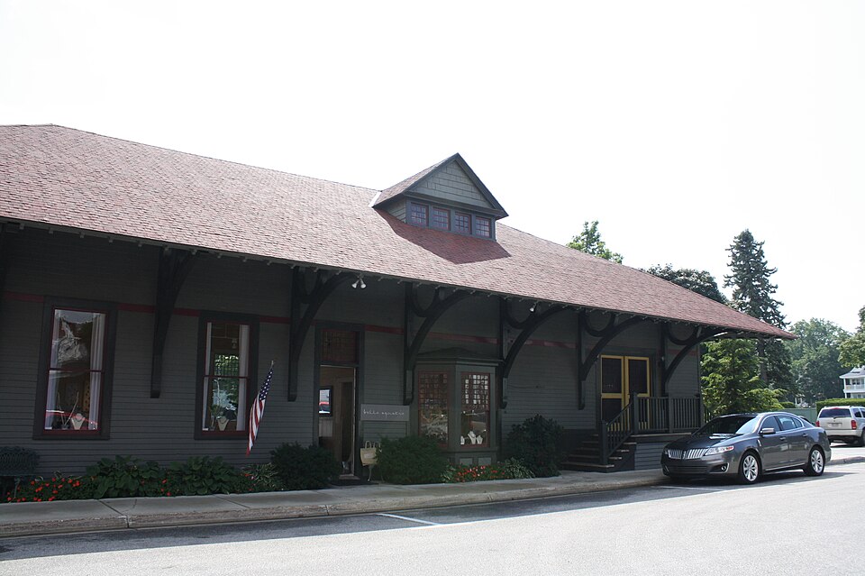 Photograph of Grand Rapids and Indiana Railroad Harbor Springs Depot