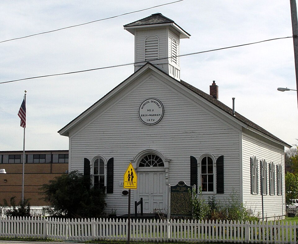 Photograph of Erin-Warren Fractional District No. 2 Schoolhouse