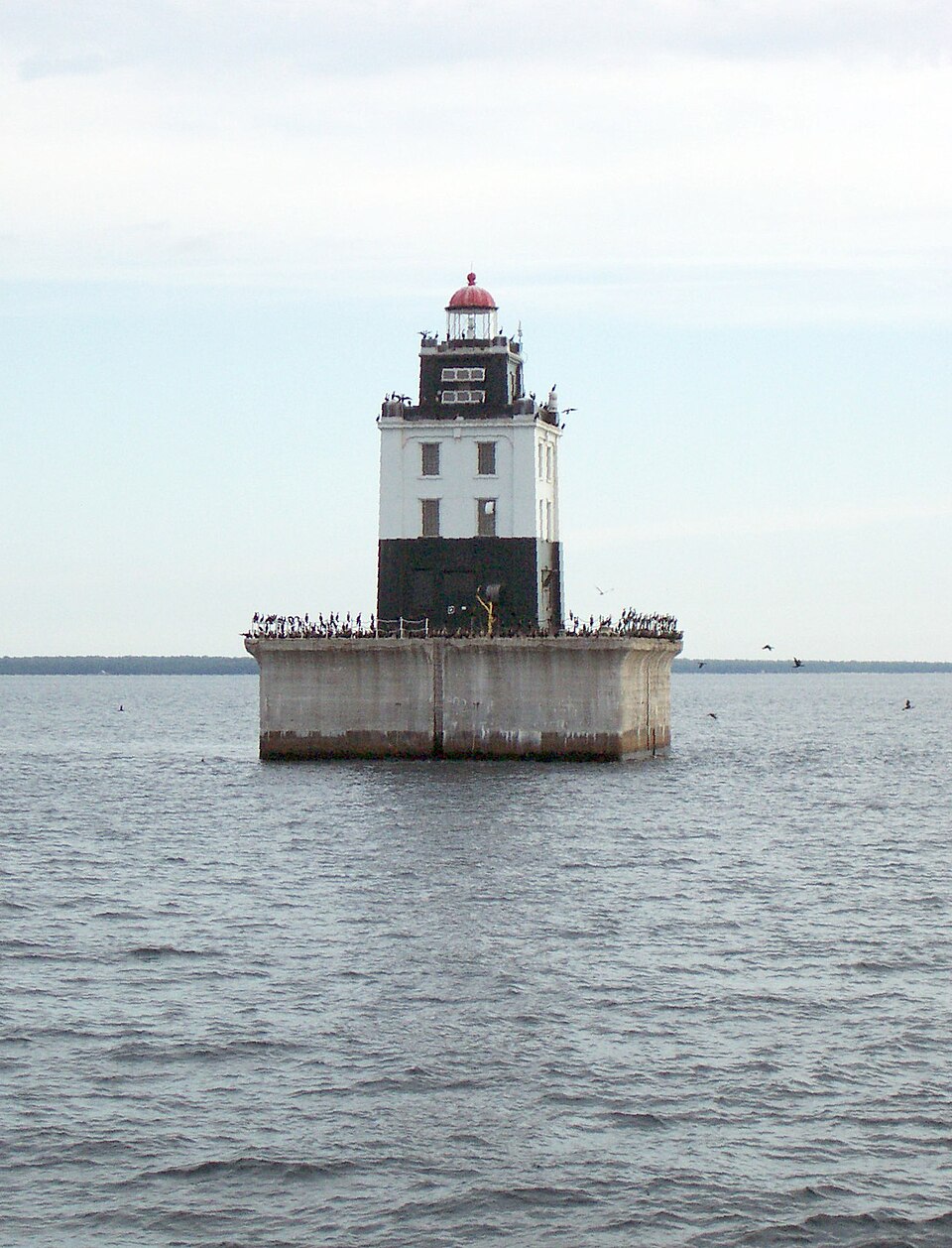 Photograph of Poe Reef Light