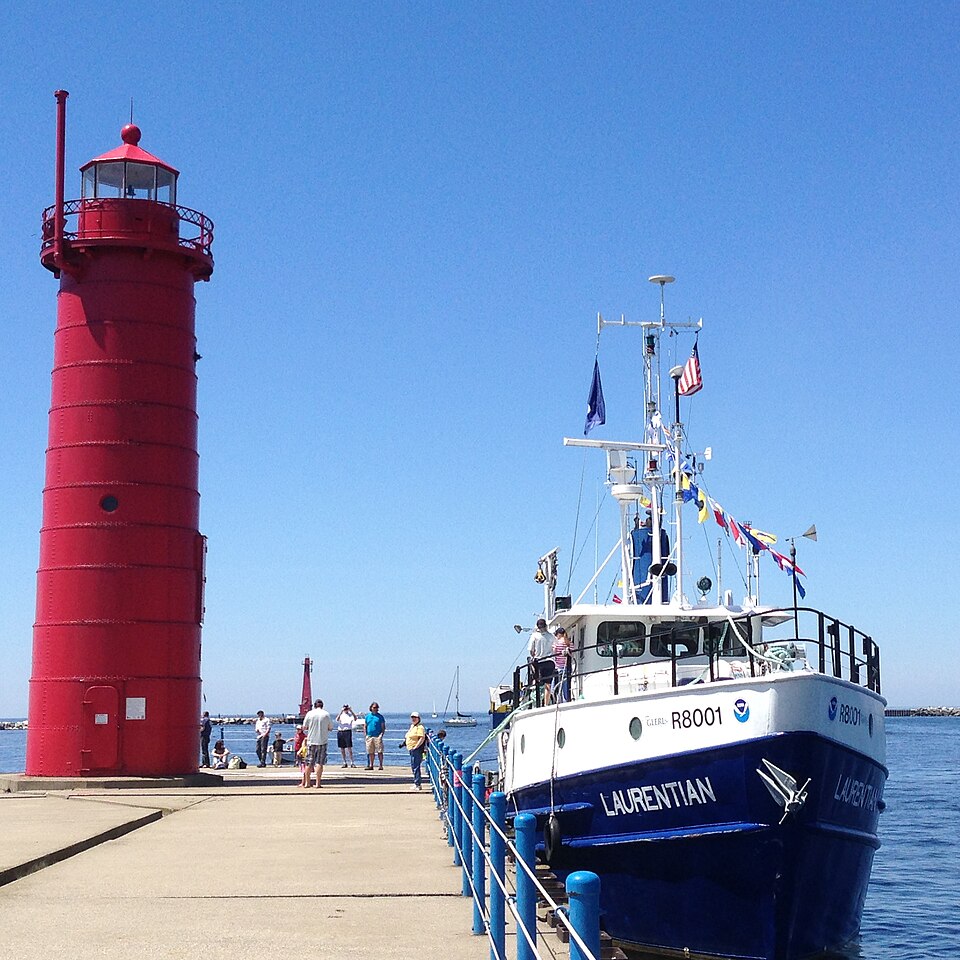 Photograph of Muskegon South Pierhead Light