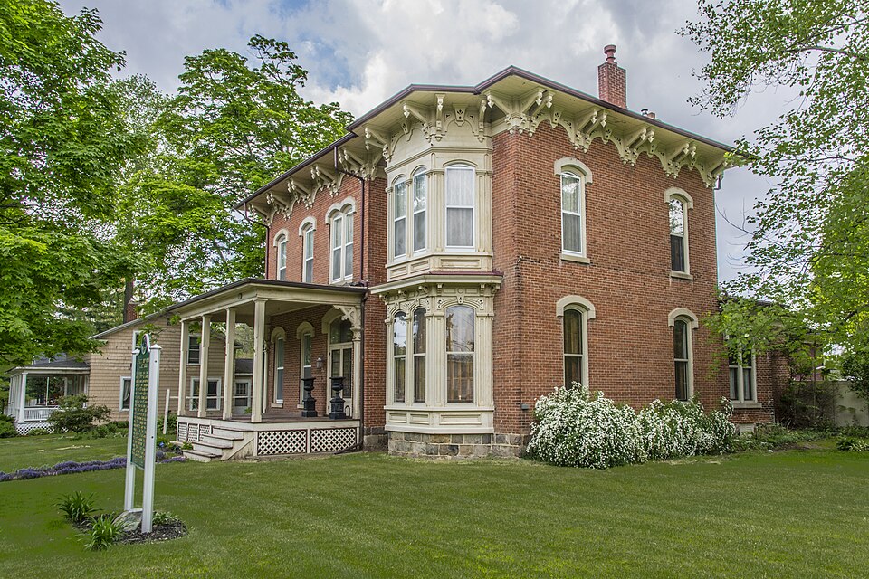 Photograph of Leverett and Amanda Clapp House