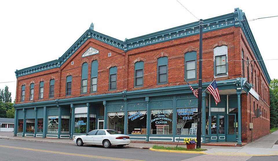 Photograph of Lake Linden Historic District
