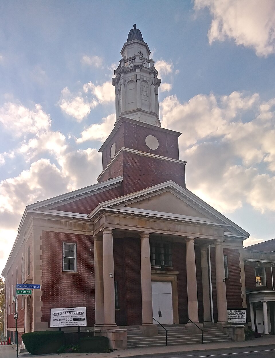 Photograph of Shrine of the Black Madonna