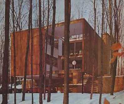 Photograph of Tivadar and Dorothy Balogh House