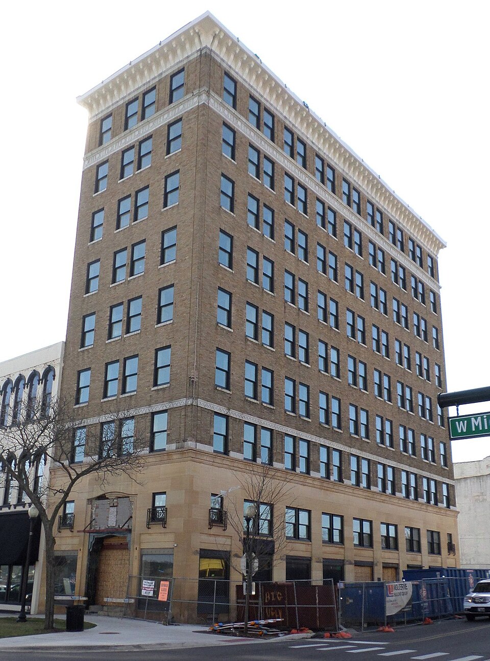 Photograph of Peoples National Bank Building