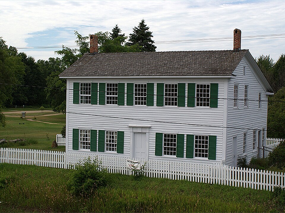 Photograph of Walker Tavern