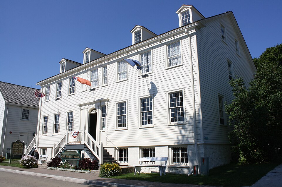 Photograph of Robert Stuart House