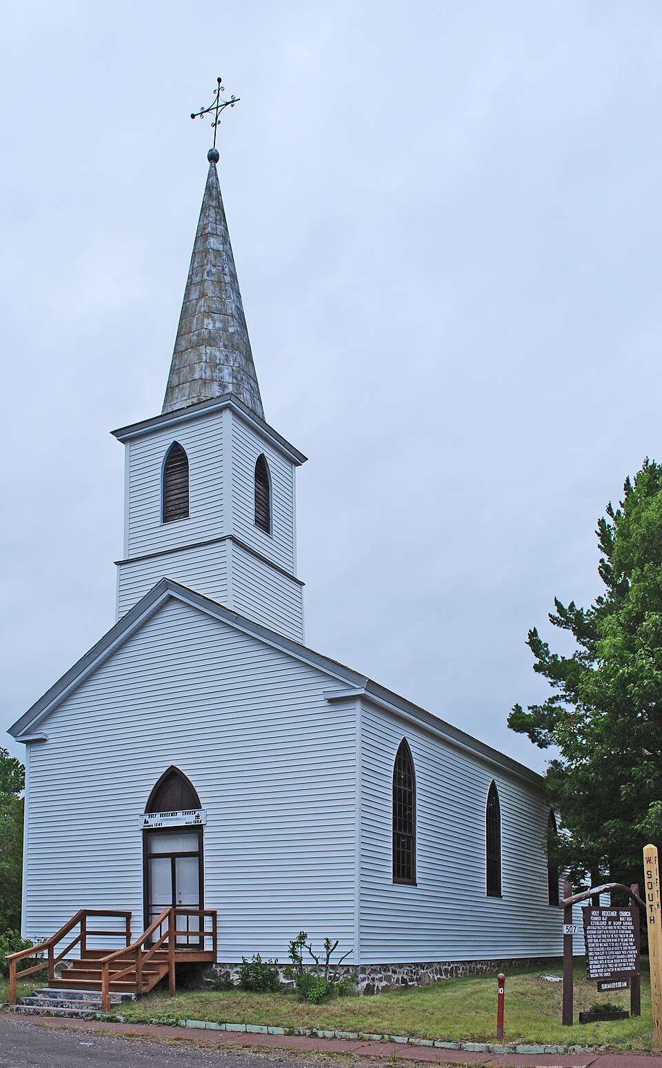 Photograph of Holy Redeemer Church