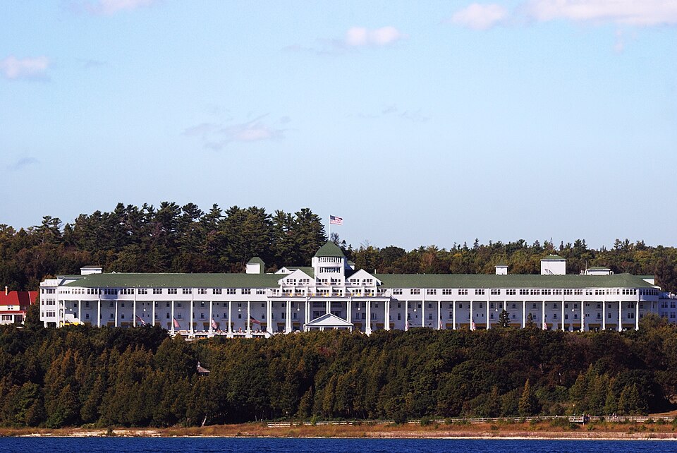 Photograph of Grand Hotel
