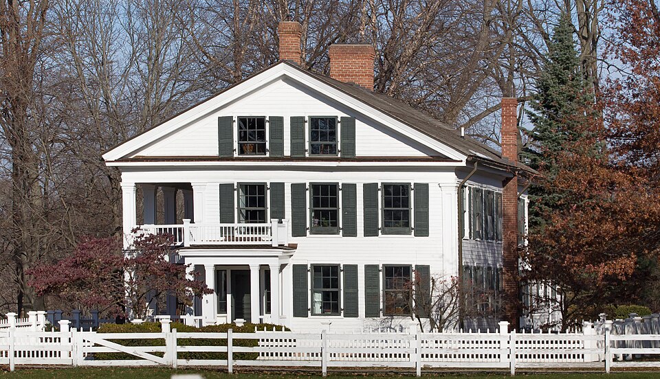 Photograph of Marantette House