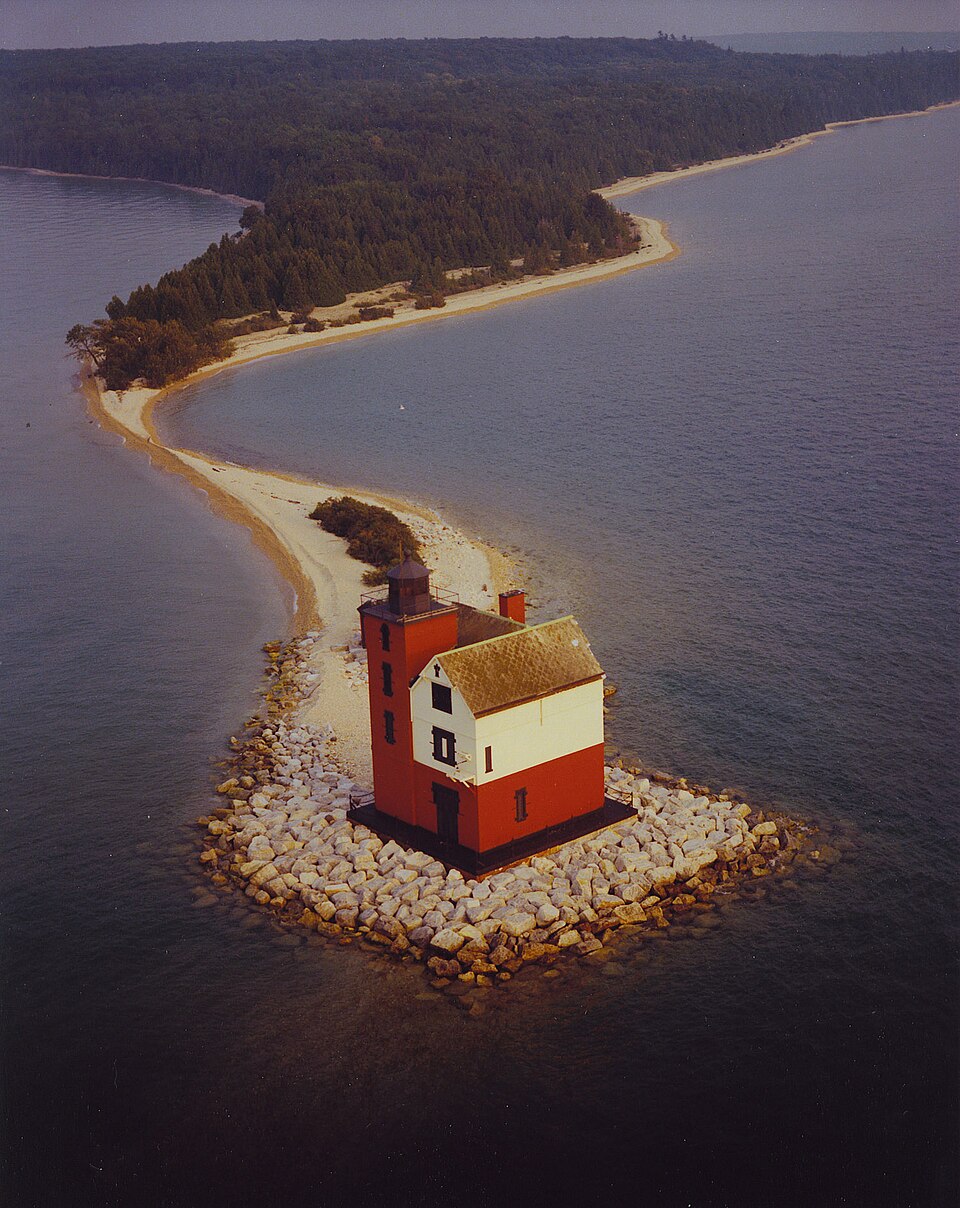 Photograph of Round Island Light