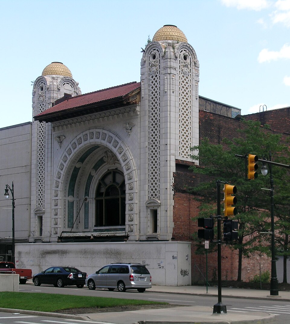 Photograph of Monroe Avenue Commercial Buildings