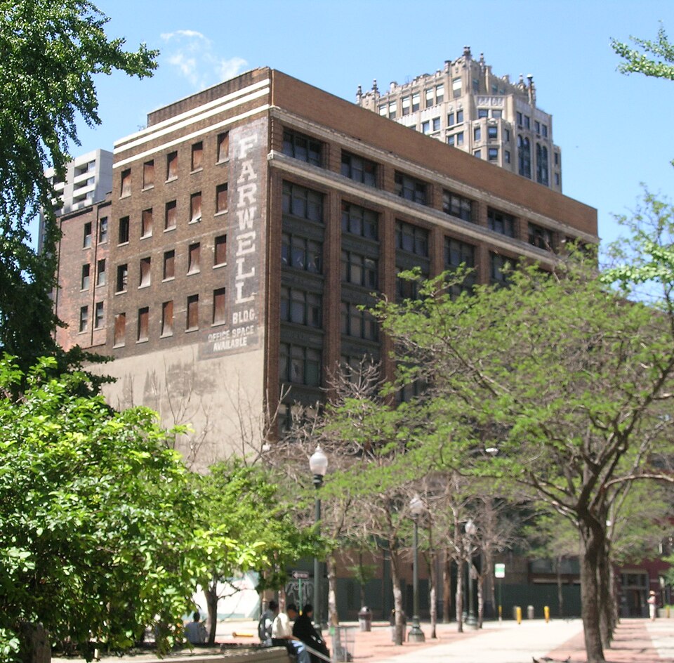 Photograph of Farwell Building