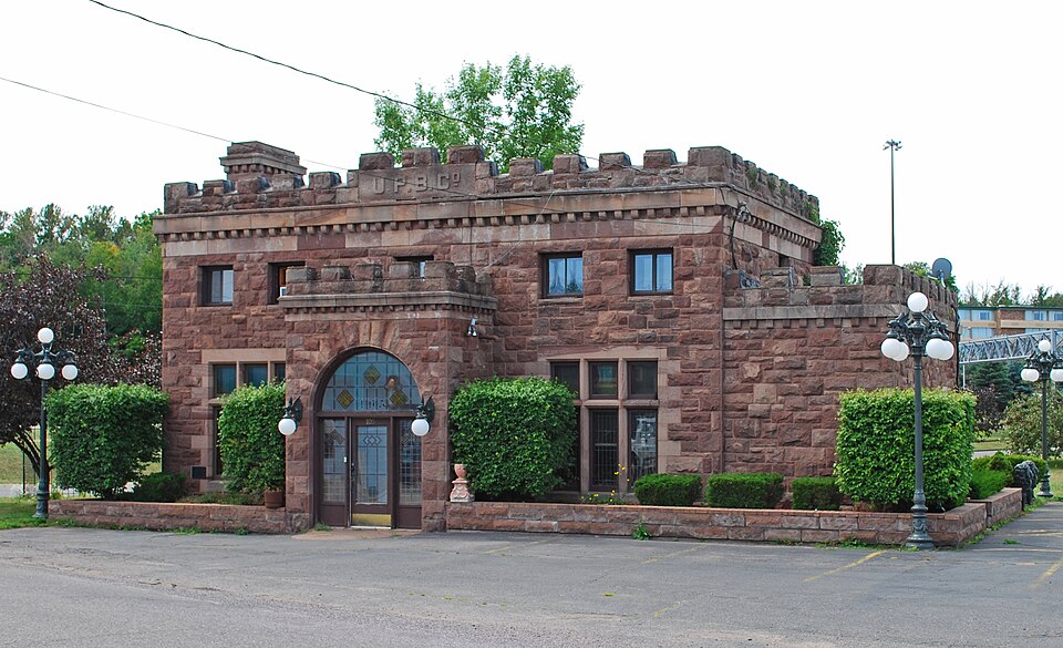 Photograph of Upper Peninsula Brewing Company Building