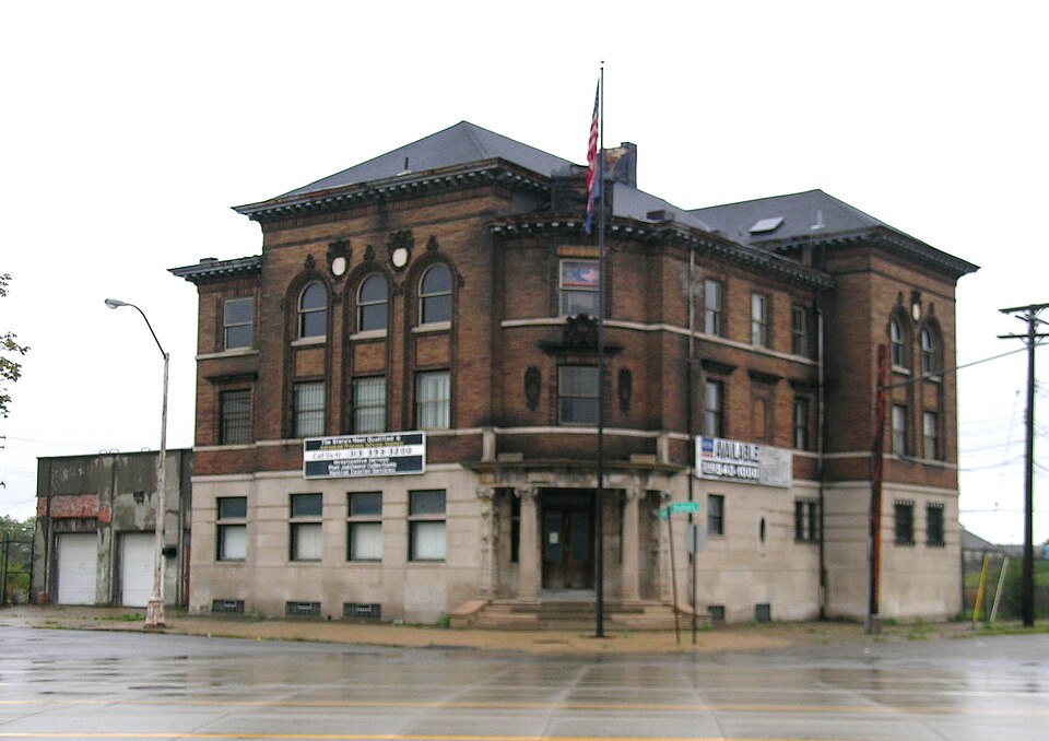 Photograph of Third Precinct Police Station