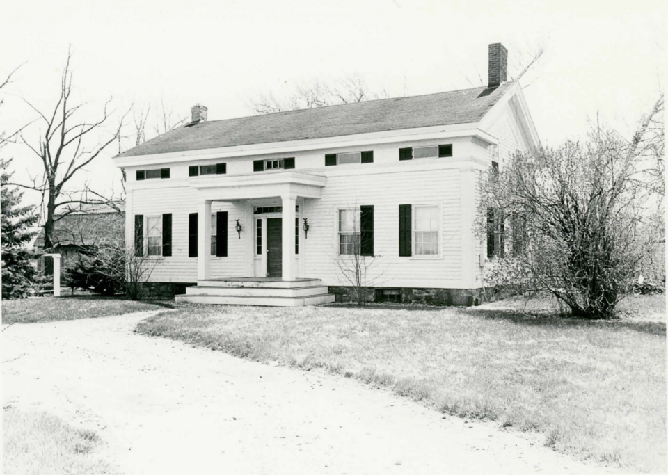 Photograph of Isaac R. Middlesworth Farm House