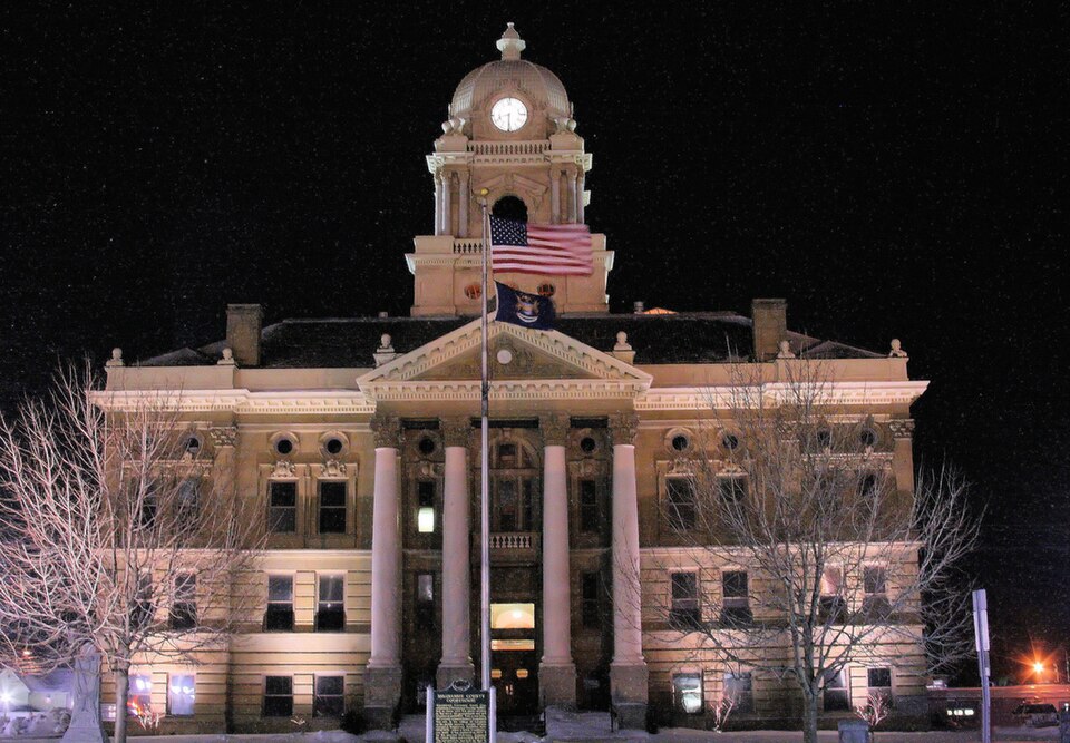 Photograph of Shiawassee County Courthouse