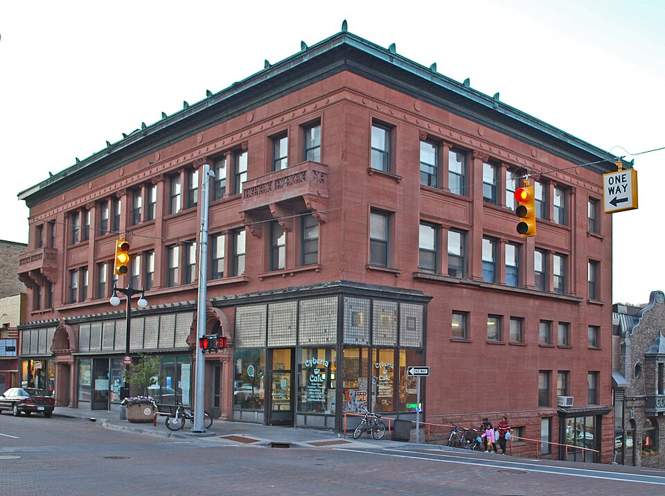 Photograph of Shelden-Dee Block