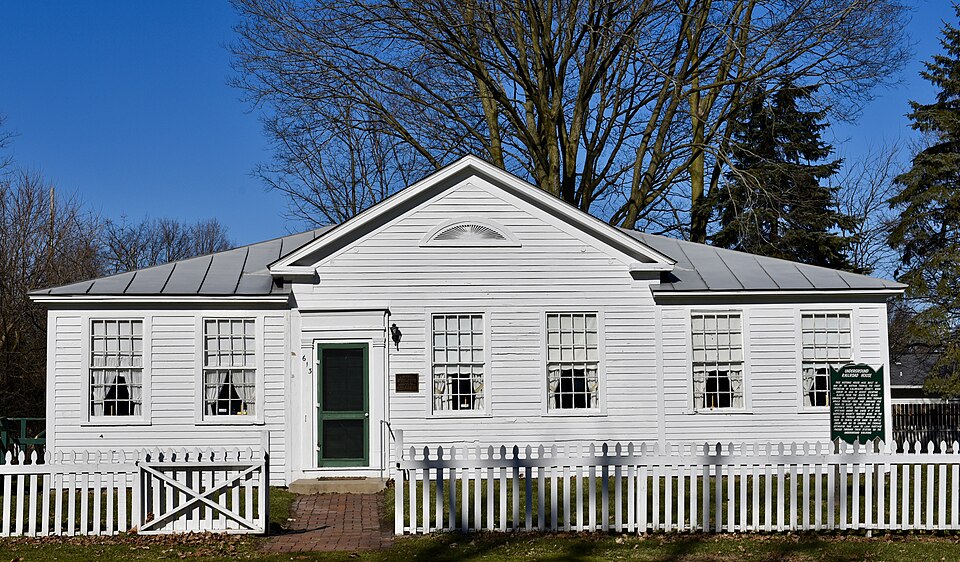 Photograph of Dr. Nathan M. Thomas House