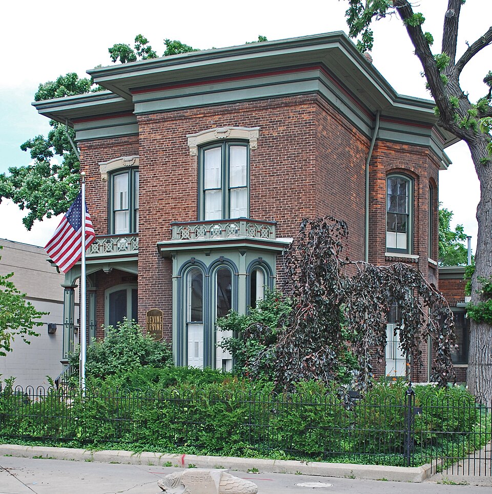 Photograph of Isaac Brown House
