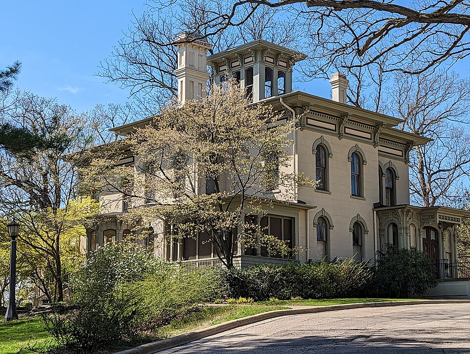 Photograph of The Oaklands