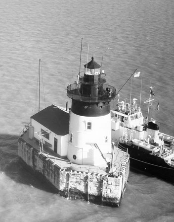 Photograph of Detroit River Light