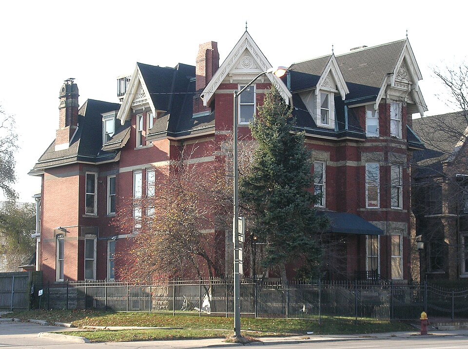 Photograph of Croul-Palms House