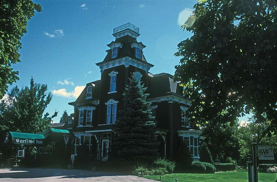 Photograph of Charles G. Learned House