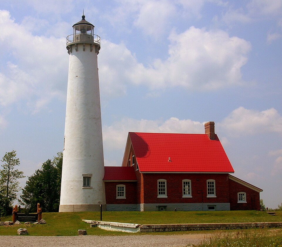 Photograph of Tawas Point Light