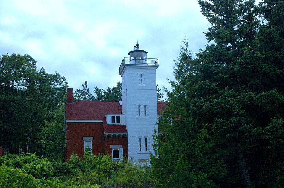 Photograph of Forty Mile Point Light