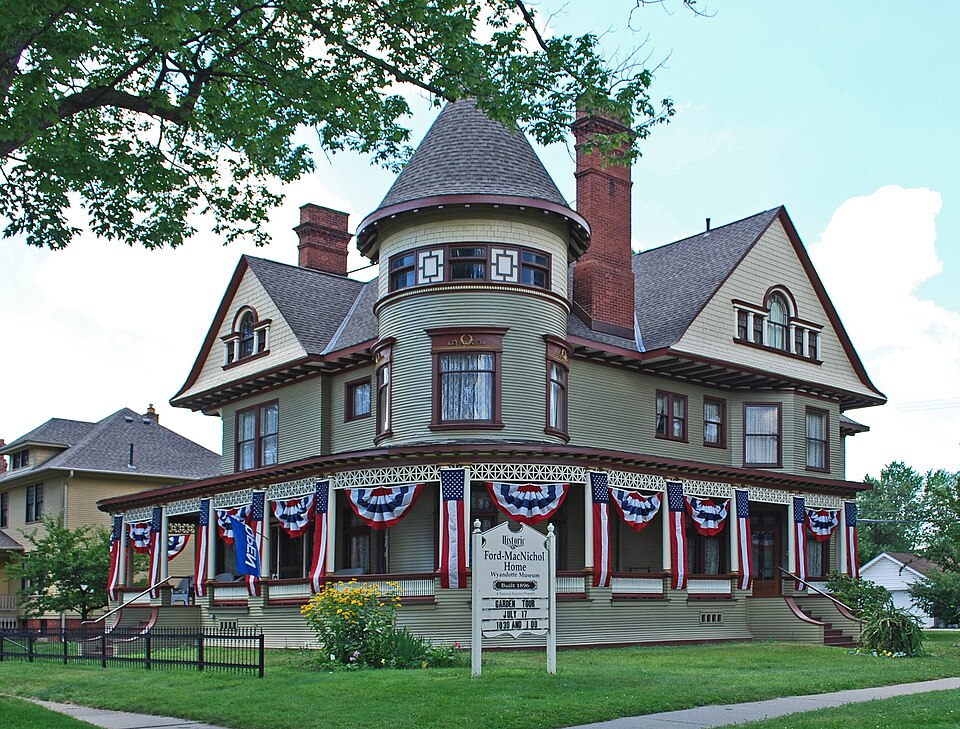 Photograph of George P. MacNichol House