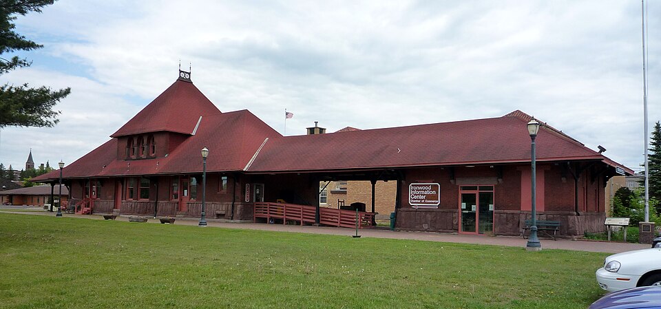 Photograph of Chicago and Northwestern Railroad Depot