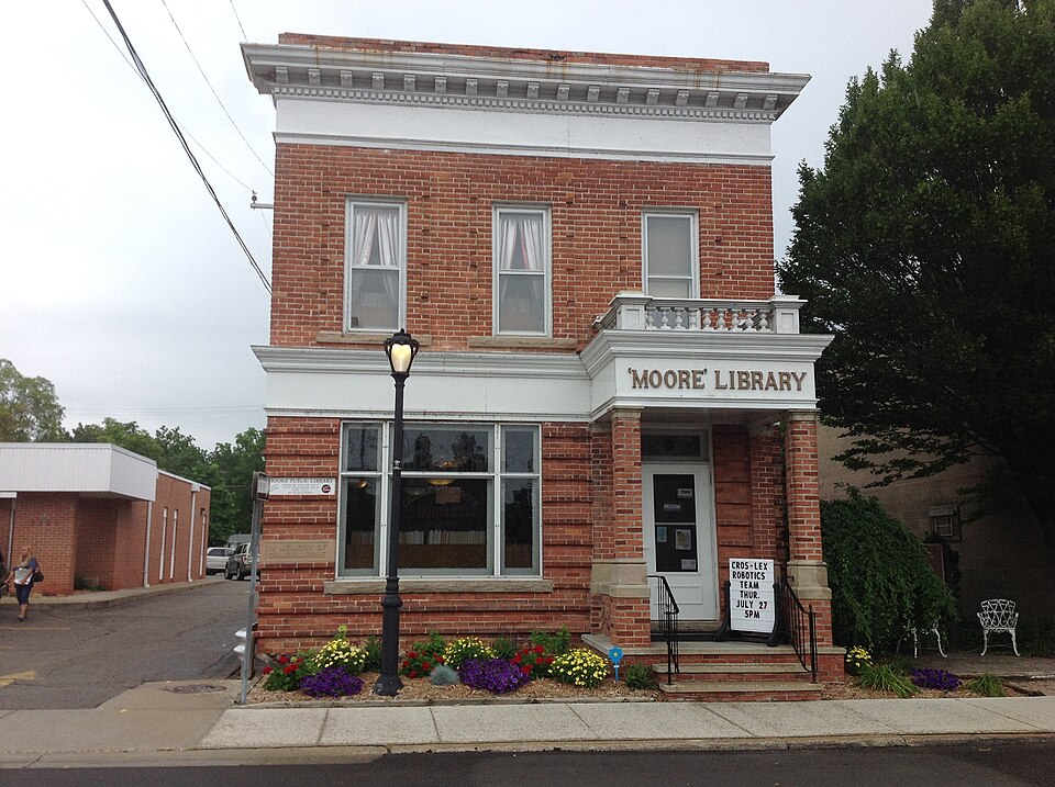Photograph of Moore Public Library