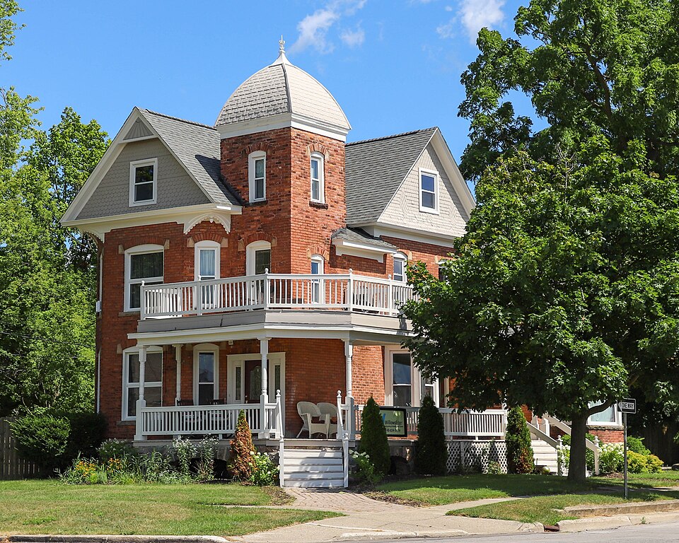 Photograph of Rodney G. Hart House
