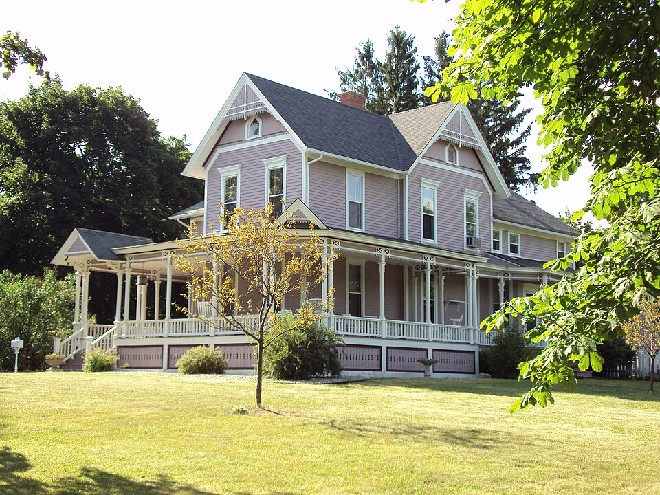Photograph of John and Julia Hevener House