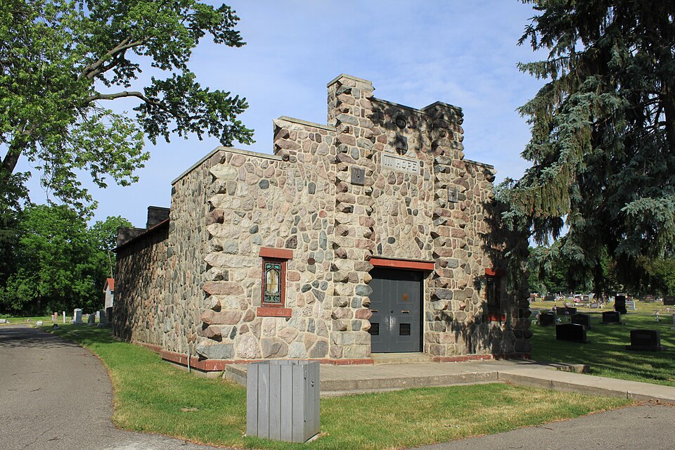 Photograph of Oakwood Cemetery Mausoleum
