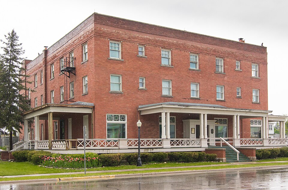 Photograph of Wolverine Dilworth Hotel