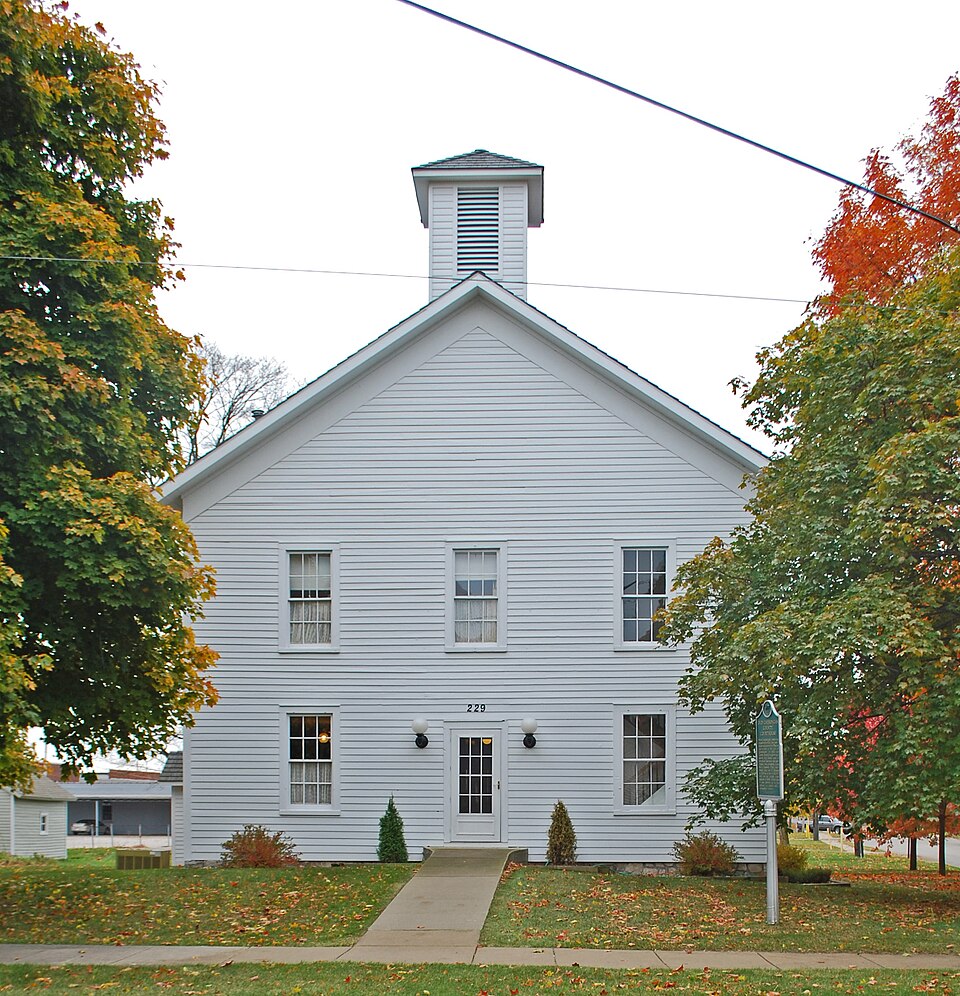 Photograph of Old Cheboygan County Courthouse