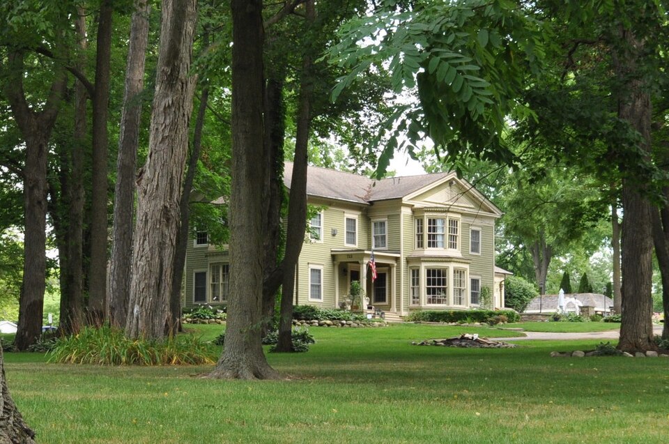 Photograph of Andrews-Leggett House